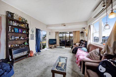 Photo of property in 24 Richmond Street, Fitzroy, New Plymouth, 4312
