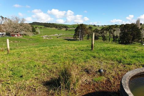 Photo of property in 42 Jumna Road, Maungaturoto, 0587