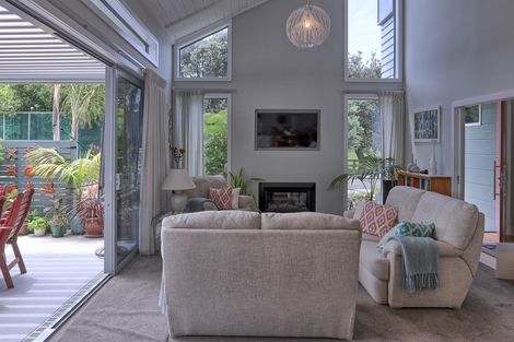 Photo of property in 7 Ian Place, Waihi Beach, 3611