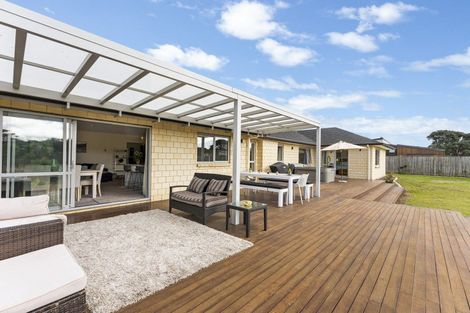 Photo of property in 32 Titoki Road, Waikanae Beach, Waikanae, 5036