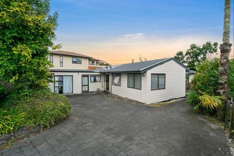 Photo of property in 80 Eugenia Rise, Totara Heights, Auckland, 2105