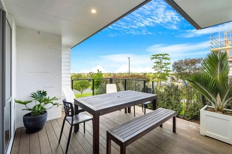 Photo of property in 96 Arran Point Parade, Orewa, 0931