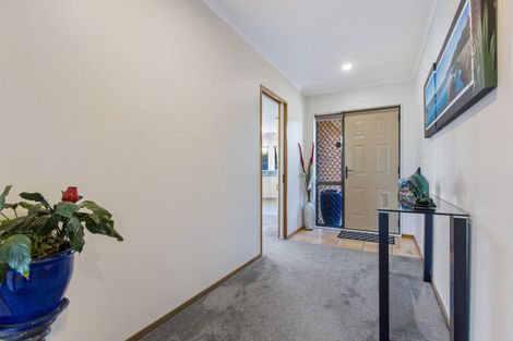 Photo of property in 1/18 Karamu Street, Te Atatu Peninsula, Auckland, 0610