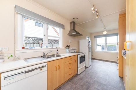 Photo of property in 151 College Street, Awapuni, Palmerston North, 4412