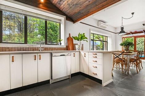 Photo of property in 6 Elmwood Road, Strowan, Christchurch, 8052