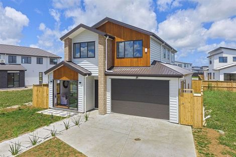 Photo of property in 13 Kaitiaki Drive, Clarks Beach, 2122