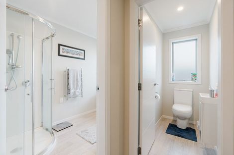 Photo of property in 135 Forest Lake Road, Forest Lake, Hamilton, 3200