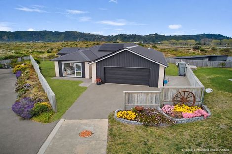 Photo of property in 14 Piripai Rise, Coastlands, Whakatane, 3120