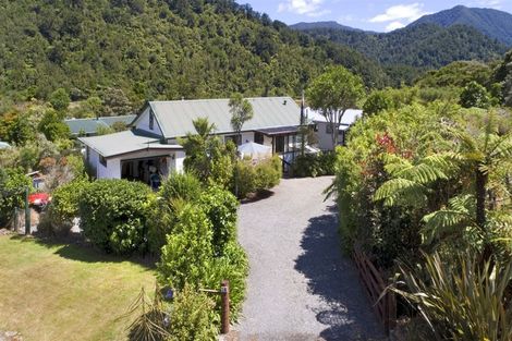 Photo of property in 16 Nikau Street, Duncan Bay, Rai Valley, 7195