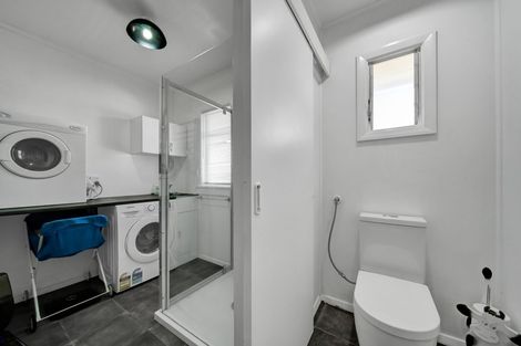 Photo of property in 60 Egmont Street, Hawera, 4610