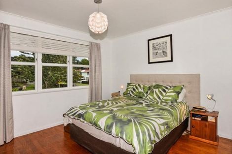 Photo of property in 24 Paewai Road, Glen Eden, Auckland, 0602