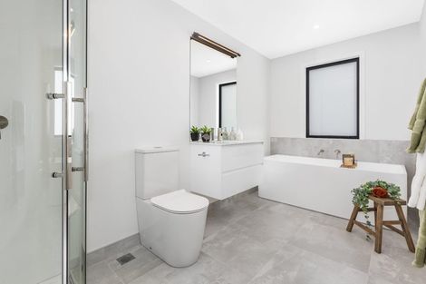 Photo of property in 2a Kaiaho Close, Aotea, Porirua, 5024