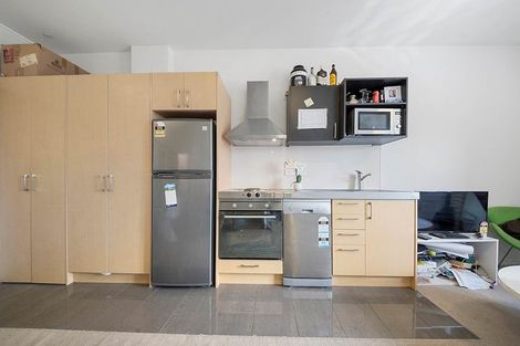 Photo of property in Twin Towers, 811/17 Putney Way, Manukau, Auckland, 2104