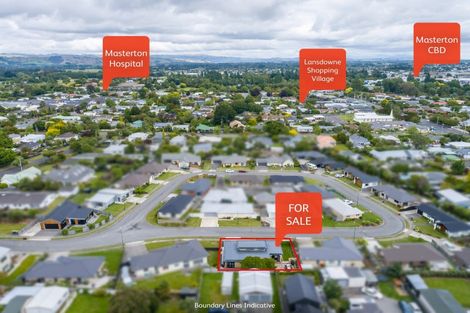 Photo of property in 31 Tarata Grove, Lansdowne, Masterton, 5810