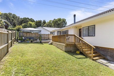 Photo of property in 20a Atlantis Place, Totara Vale, Auckland, 0629