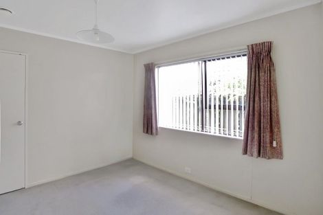 Photo of property in 1/31 Glucina Avenue, West Harbour, Auckland, 0618