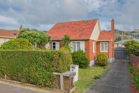 Photo of property in 10 Bould Street, Johnsonville, Wellington, 6037