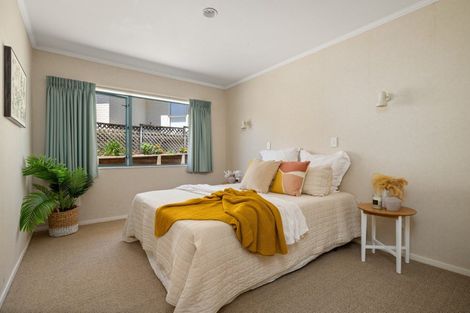 Photo of property in 1 Hadleigh Place, Bethlehem, Tauranga, 3110