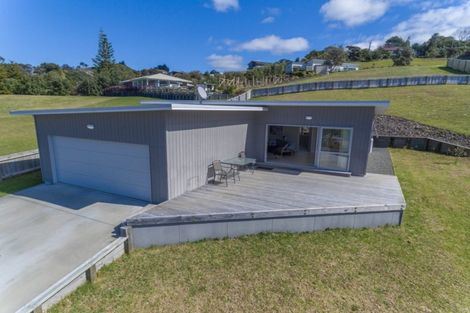 Photo of property in 7 Frangipani Street, Cable Bay, 0420