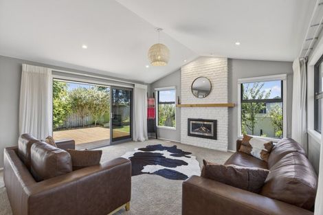 Photo of property in 22 Smith Street, Lepperton, New Plymouth, 4373