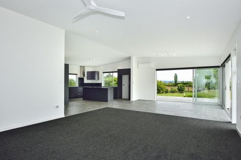 Photo of property in 32 Royd Road West, Makauri, Gisborne, 4071