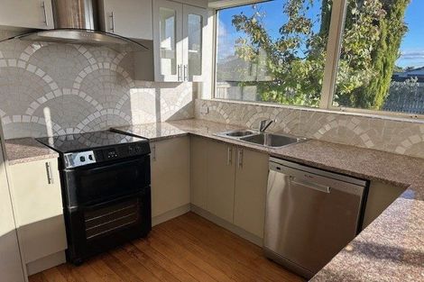 Photo of property in 102 Effingham Street, North New Brighton, Christchurch, 8083