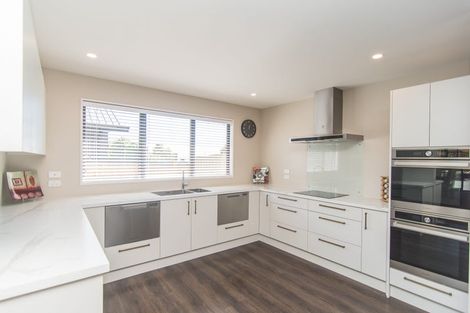 Photo of property in 5 Mueller Drive, Oceanview, Timaru, 7910