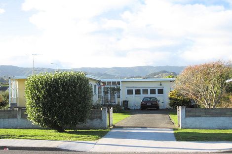 Photo of property in 26 Freemans Road, Otaki, 5512