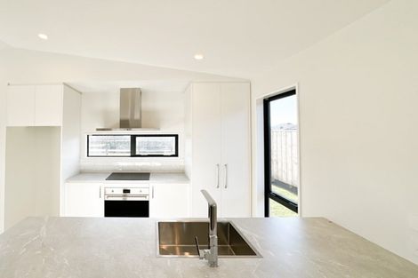 Photo of property in 15 Mccahon Lane, Rolleston, 7615