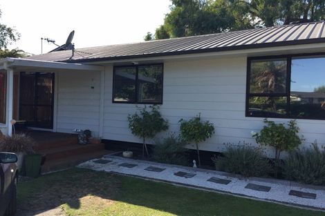 Photo of property in 73c Robinson Avenue, Holdens Bay, Rotorua, 3010