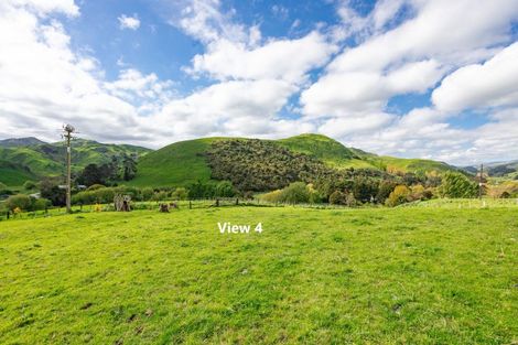 Photo of property in 38 Titoki Road, Waikanae Beach, Waikanae, 5036