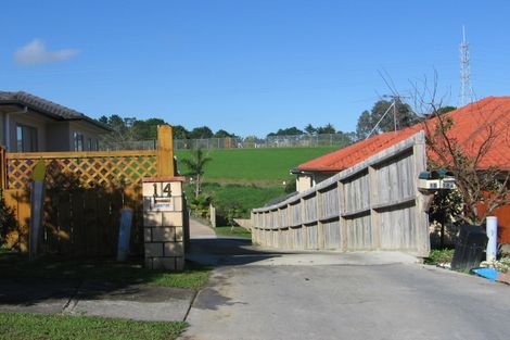 Photo of property in 18 Kinleith Way, Albany, Auckland, 0632