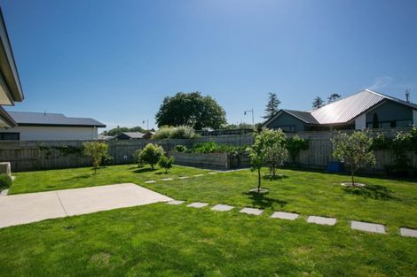 Photo of property in 10 Plescher Crescent, Leamington, Cambridge, 3432