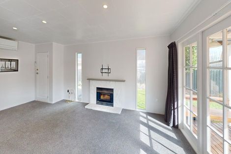 Photo of property in 3 Adams Place, Kelvin Grove, Palmerston North, 4414