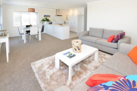 Photo of property in Santa Rosa, 16/340 Gulf Harbour Drive, Gulf Harbour, Whangaparaoa, 0930