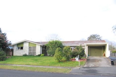 Photo of property in 60 Pulham Crescent, Queenwood, Hamilton, 3210