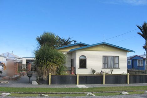 Photo of property in 40 Fox Street, Cobden, Greymouth, 7802