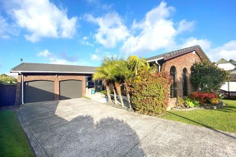 Photo of property in 12 Muscat Place, Henderson, Auckland, 0612