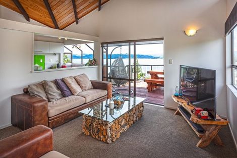 Photo of property in 9a Puriri Place, Whitianga, 3510