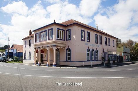 Photo of property in 2 Kanono Way, Helensville, 0800