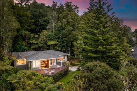 Photo of property in 1 Huia Road, Titirangi, Auckland, 0604