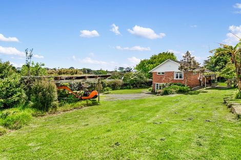 Photo of property in 27 Merriefield Avenue, Forrest Hill, Auckland, 0620