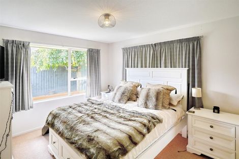 Photo of property in 1/2 Murfitt Place, Sockburn, Christchurch, 8042