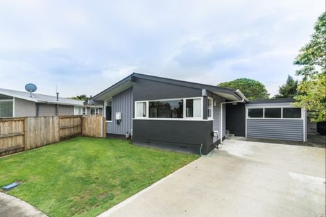 Photo of property in 6 Kapiti Place, Awapuni, Palmerston North, 4412