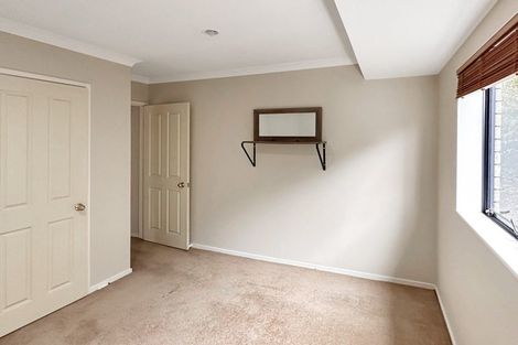 Photo of property in 35 Parkhaven Drive, Rosehill, Papakura, 2113