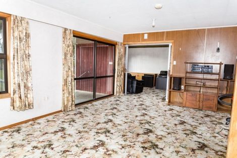 Photo of property in 21 Taradale Road, Dannevirke, 4930