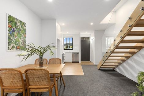 Photo of property in 36 Palm Grove, Berhampore, Wellington, 6023