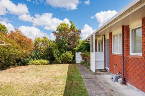 Photo of property in 23 Wallace Place, Hokowhitu, Palmerston North, 4410
