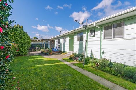 Photo of property in 5 York Place, Awapuni, Palmerston North, 4412