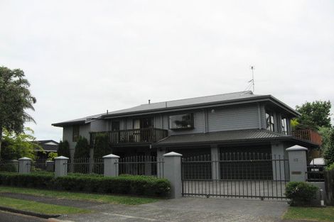 Photo of property in 32 Evanda Crescent, Conifer Grove, Takanini, 2112